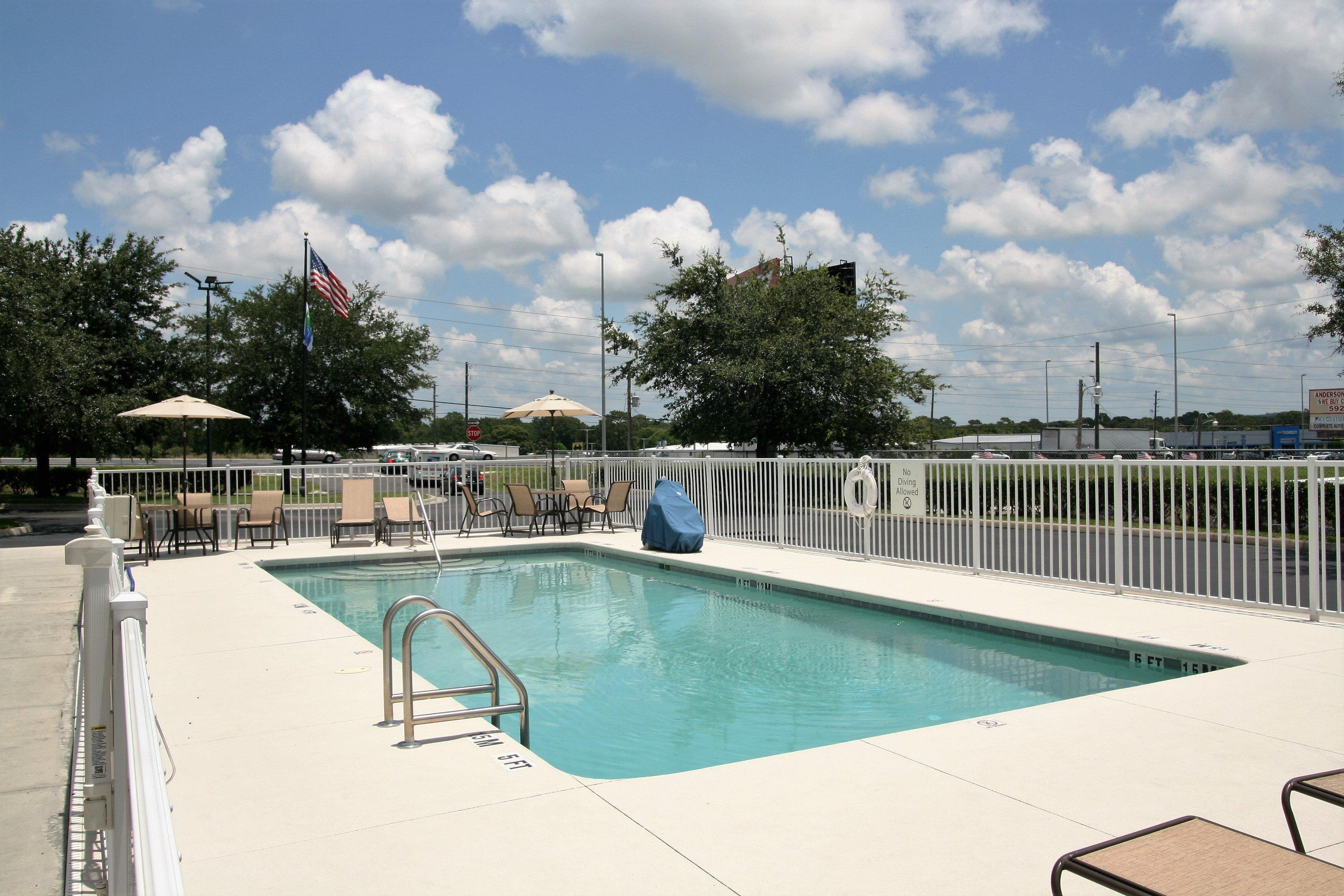Holiday Inn Express Hotel & Suites Brooksville West, An Ihg Hotel Kültér fotó