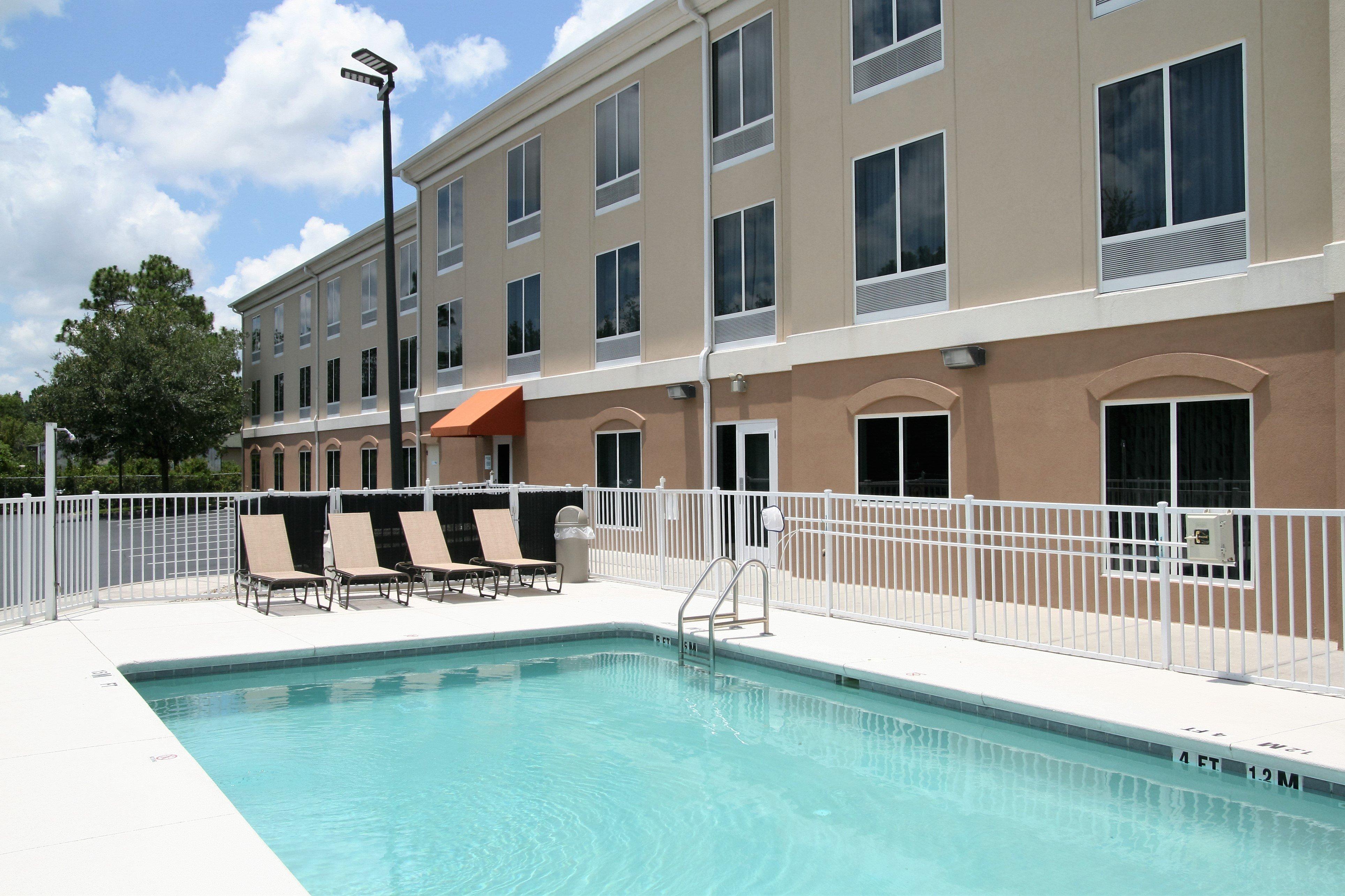 Holiday Inn Express Hotel & Suites Brooksville West, An Ihg Hotel Kültér fotó