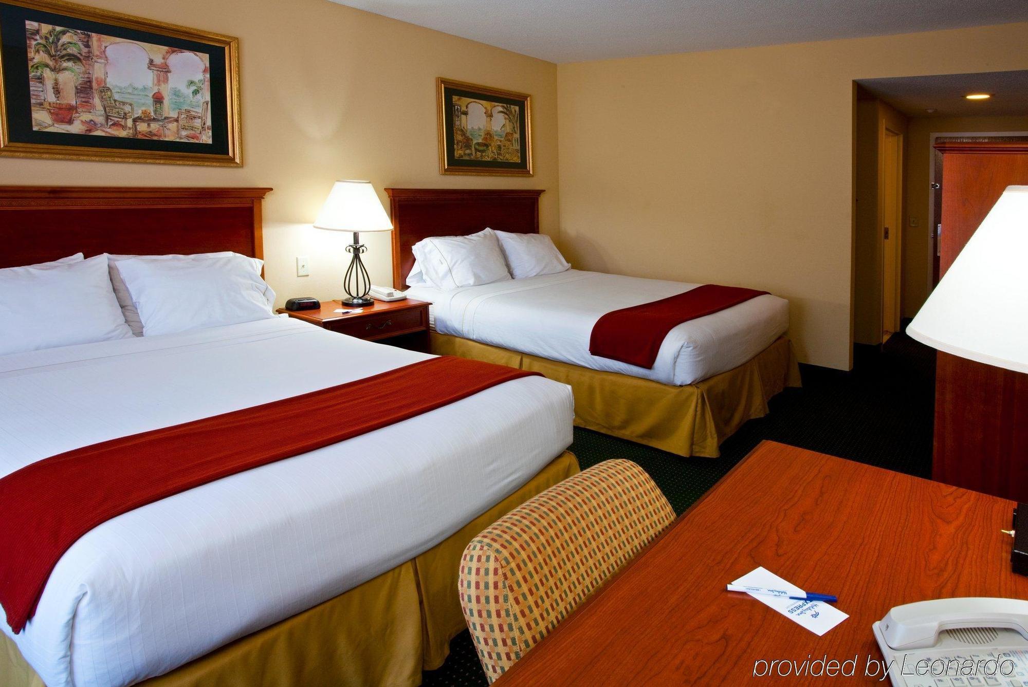 Holiday Inn Express Hotel & Suites Brooksville West, An Ihg Hotel Szoba fotó